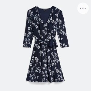 Elegant Navy Floral Long Sleeve Dress